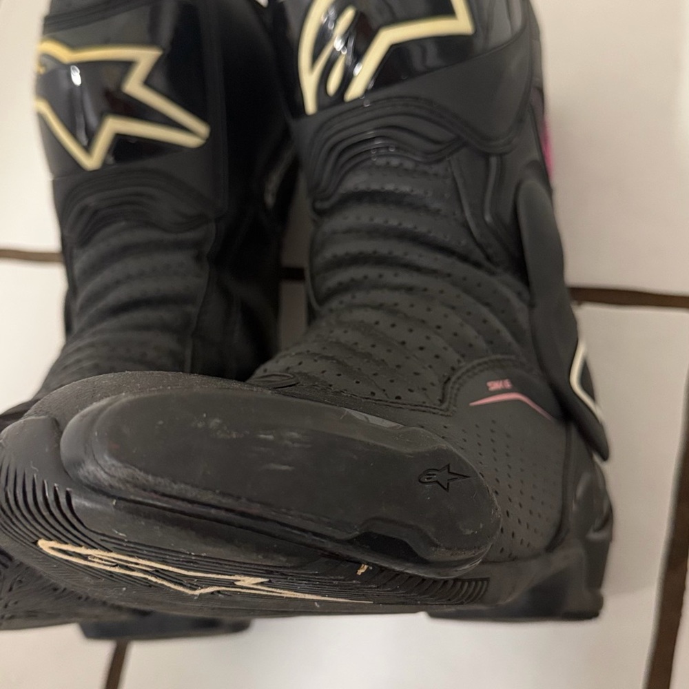 Size 6 (42) ALPINESTARS STELLA GP PLUS RV2 AIRFLOW LEATHER MOTORCYLE GEAR - Picture 15 of 16